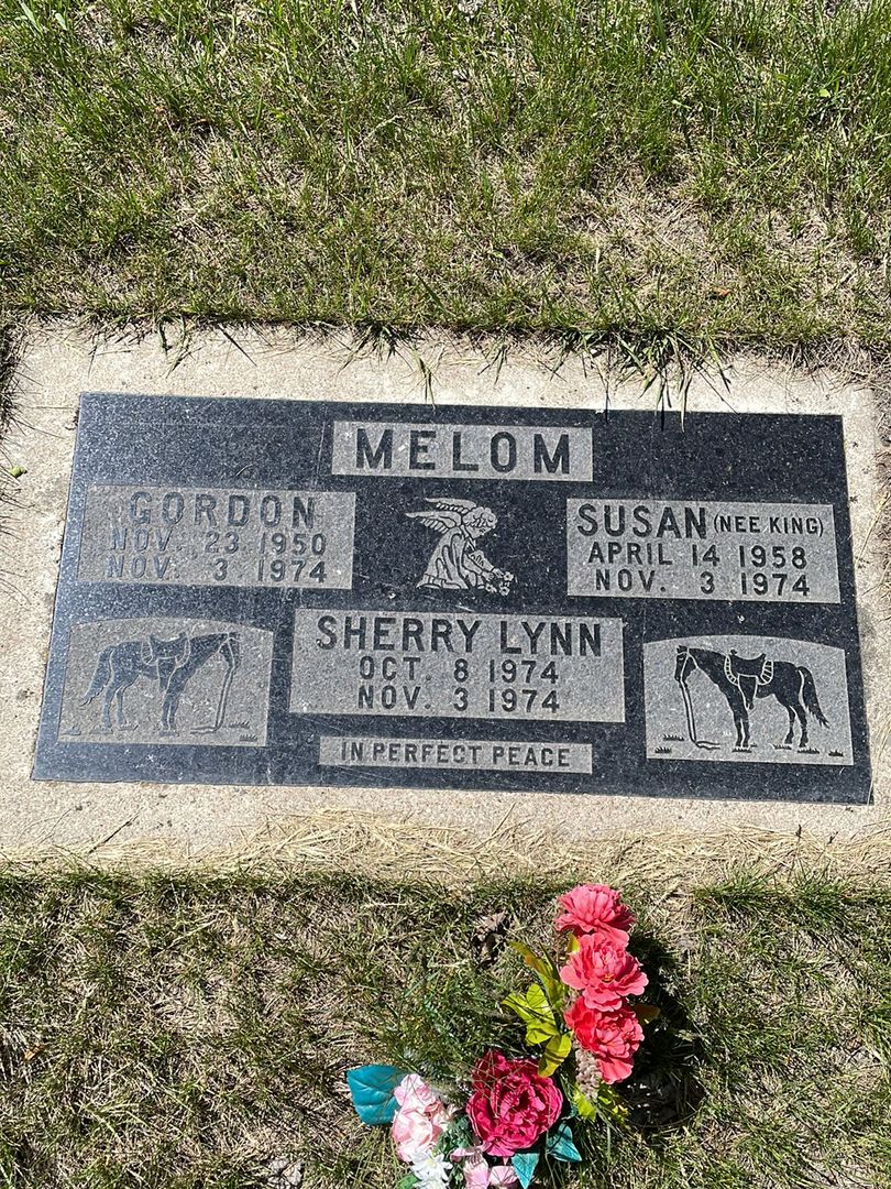 Alan King's grave. Photo 1