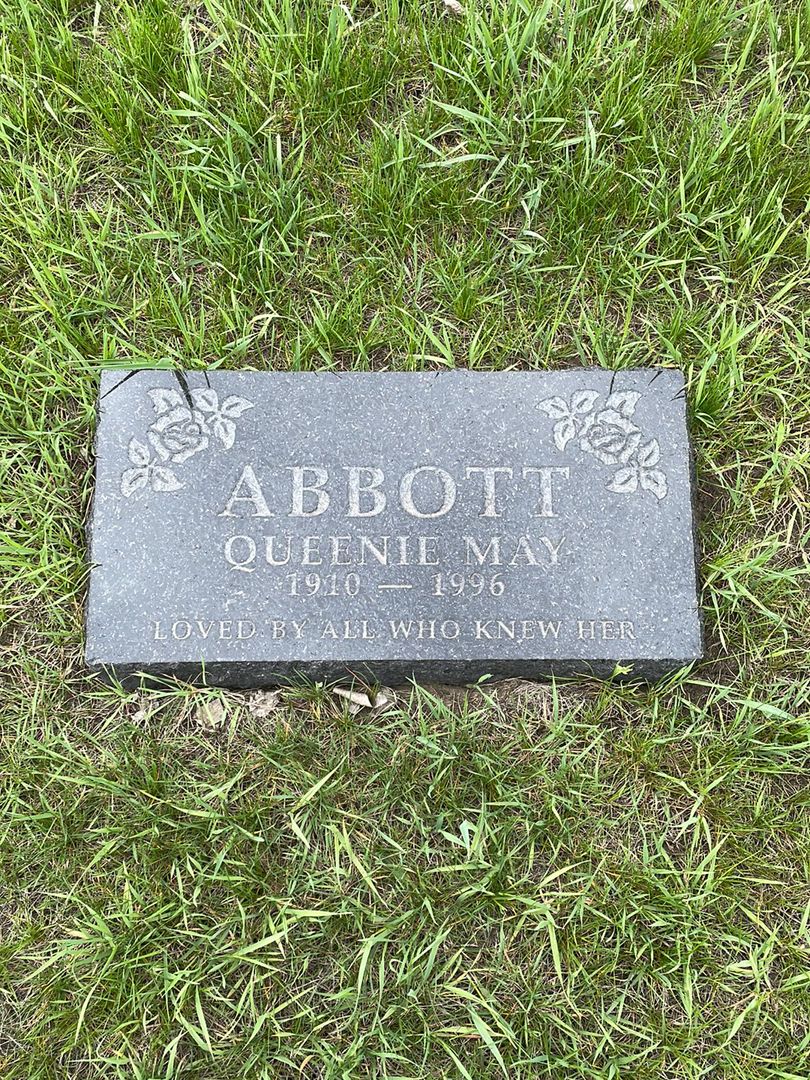 Queenie May Abbott's grave. Photo 1