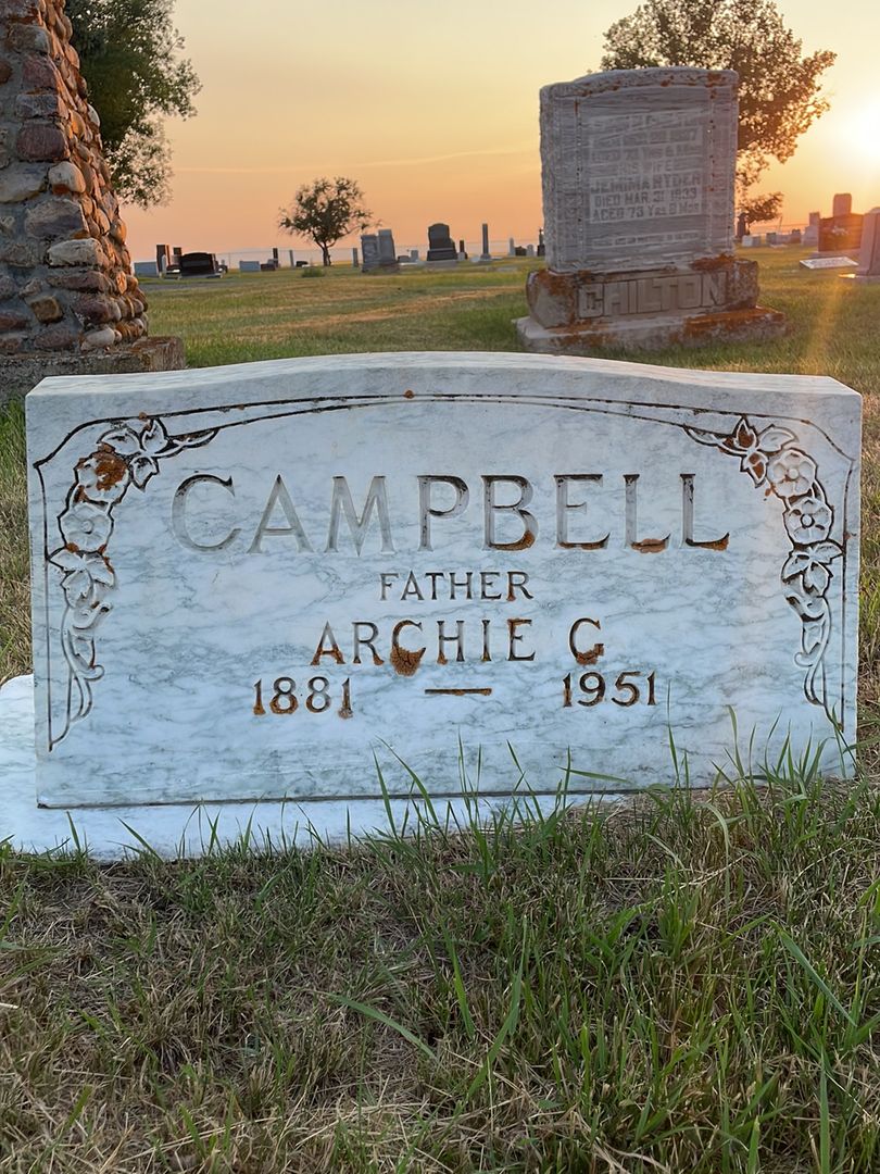 Archie Grossant Campbell's grave. Photo 1
