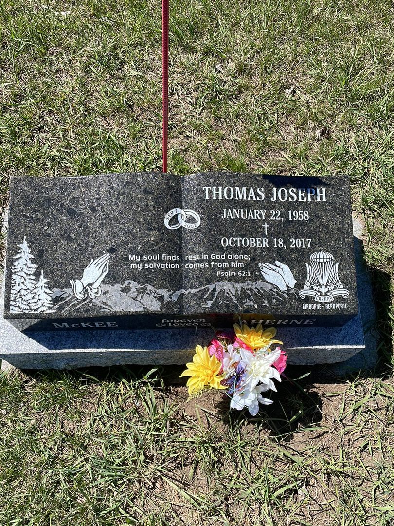 Thomas Joseph Aherne's grave. Photo 1