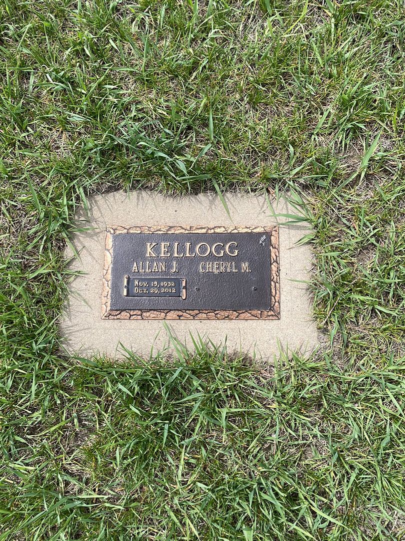 Allan Joseph Kellogg's grave. Photo 1