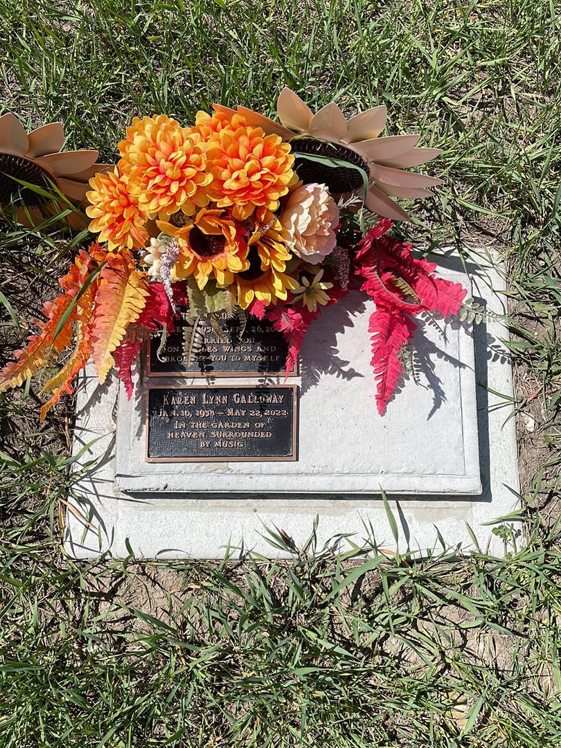 Karen Lynn Galloway's grave. Photo 1
