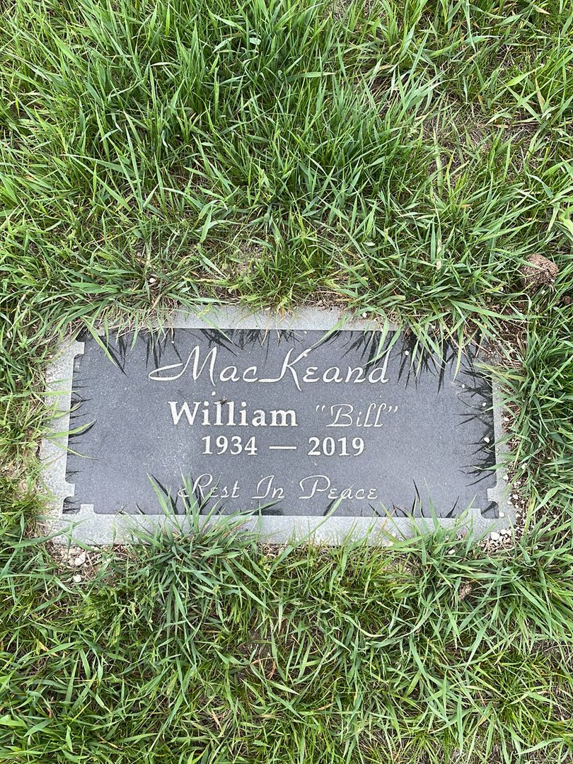 Roberta Marie "Bobbi" MacKeand's grave. Photo 1