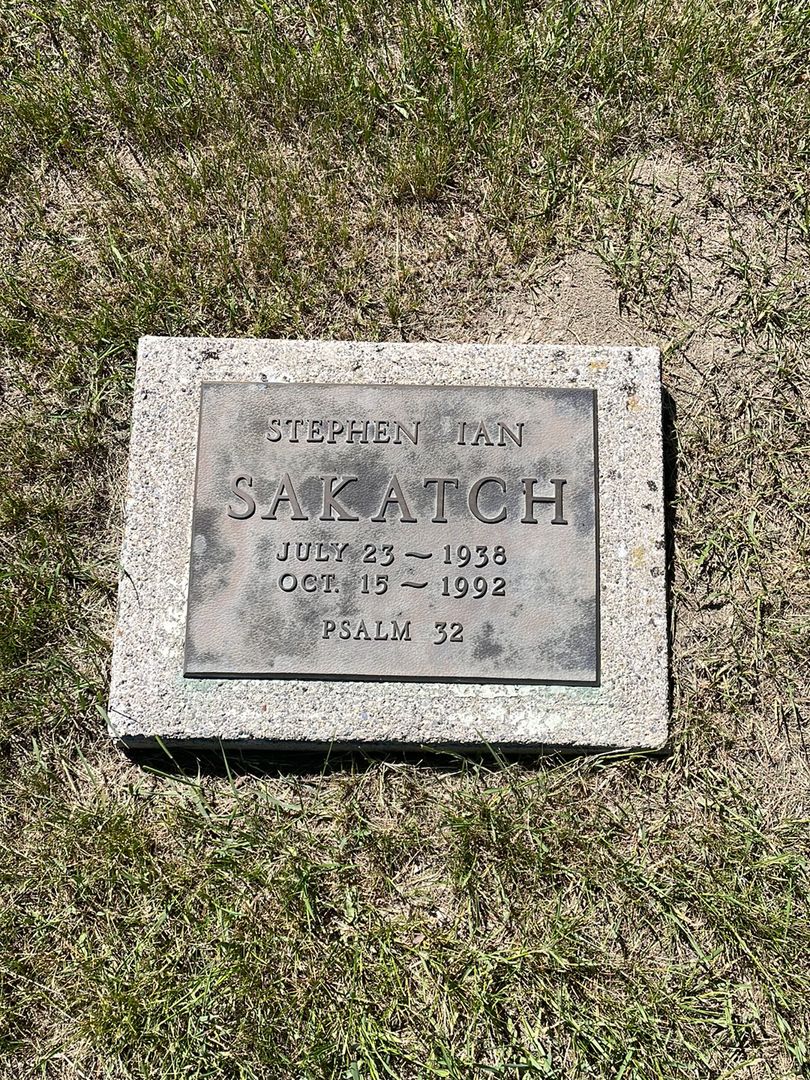 Stephen Ian Sakatch Junior's grave. Photo 1