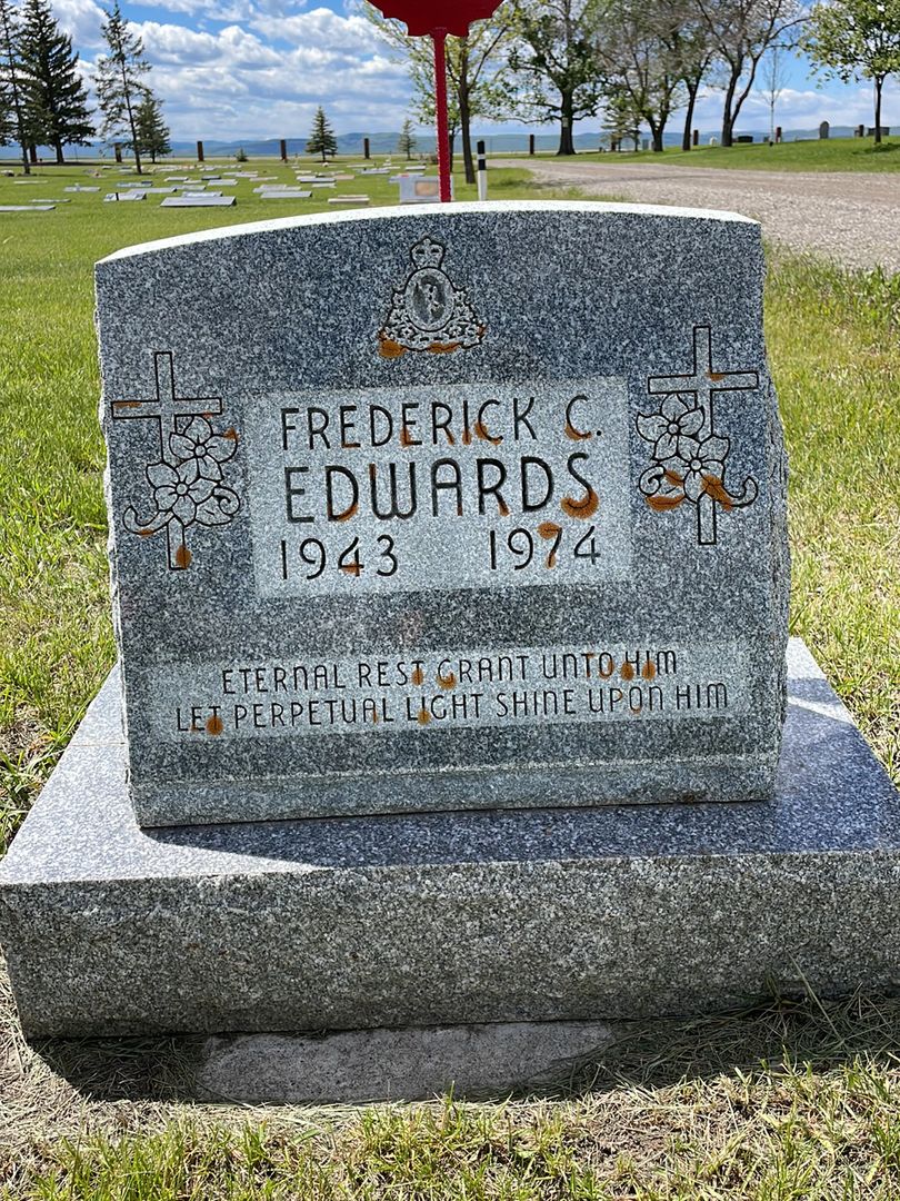 Frederick Charles Edwards's grave. Photo 1