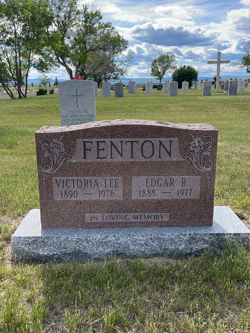 Edgar Ray Fenton's grave. Photo 1